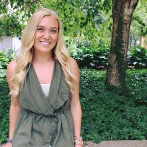 Meet your Posher, Claire